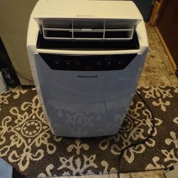 Brand New Air Conditioner  Thumbnail