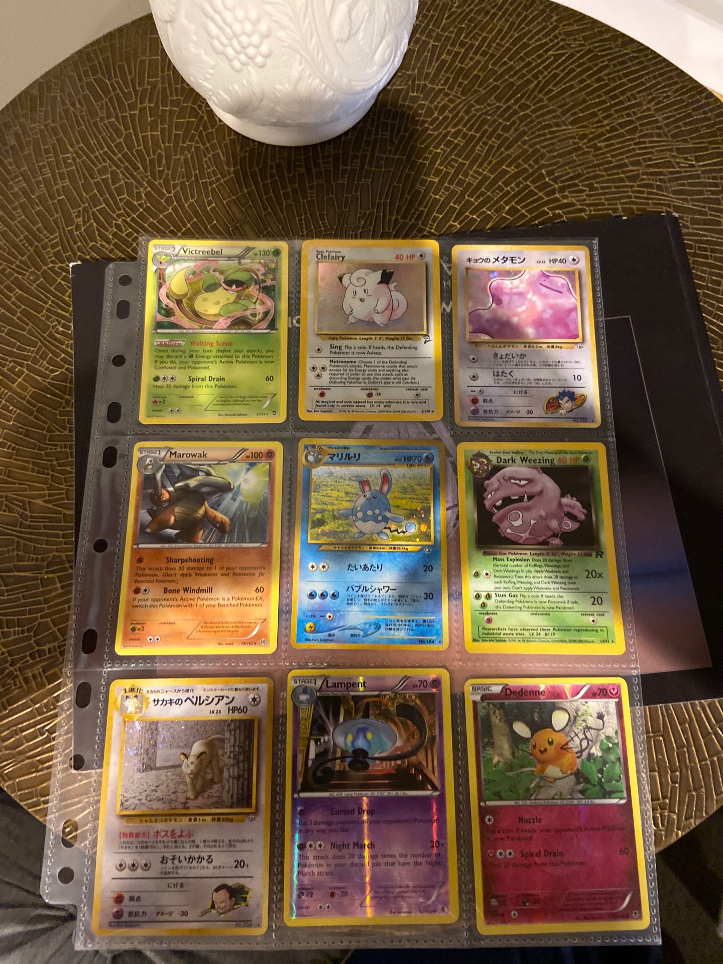 Random Pokémon cards