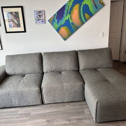 Laney Park Sectional Sofa Less Than A Year Old