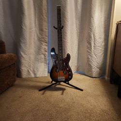 Traveler Electric Bass Guitar