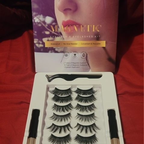 Magnetic Eyelashes set of 10 with 2 M. liners