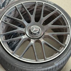 Mercedes AMG Rims