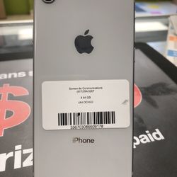 Factory unlocked iPhone 8 64Gb, store warranty