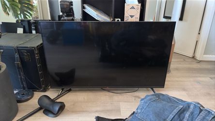 LG Flat Screen LED TV with Stand