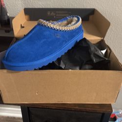 Men’s Size 11 UGGS 