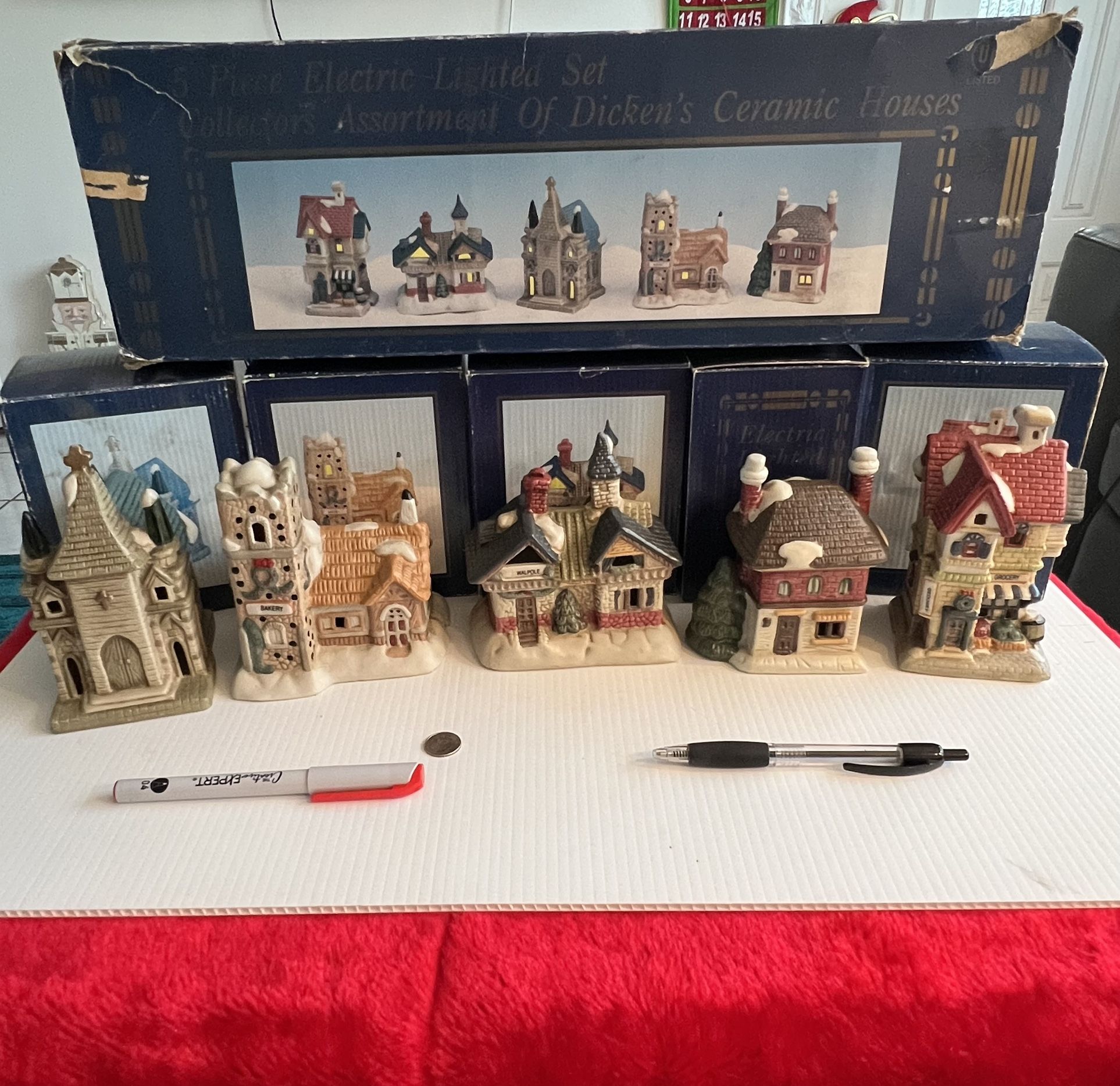 VTG 5 Pc Dickens Xmas Village Ceramic Set For Lighting( no electric cord included)