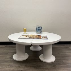 Modern 3-Piece Round Coffee Table – White (39.4”)- Assembly Required