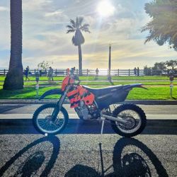 2003 KTM 525 EXC - Low Hours