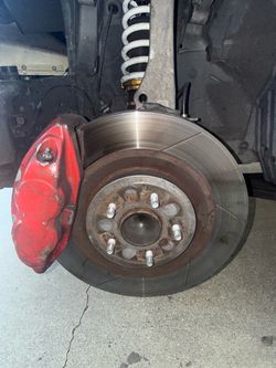 Infiniti Akebono front brake set