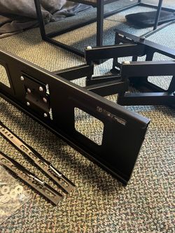 Swivel tv wall mount