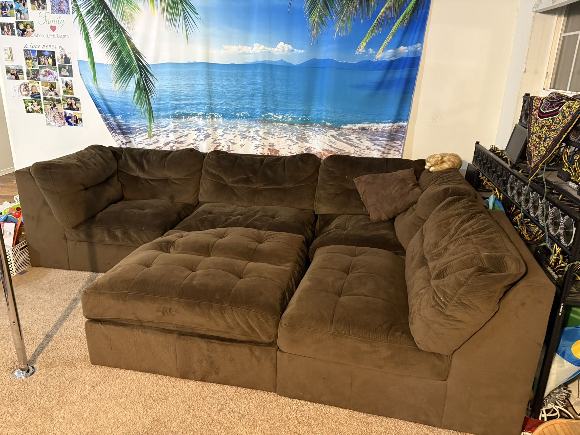 Sectional couch