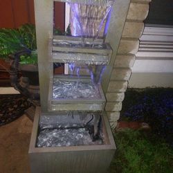 Fuente De Jardin