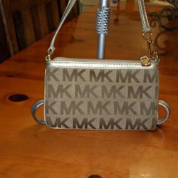 Michael kors Wristlet, Wristlet,Wallet,Carryall