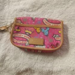Dooney N Bourke Wristlet