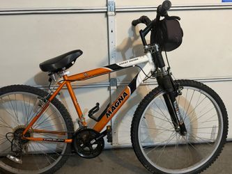 Magna Great Divide Mountain Bike