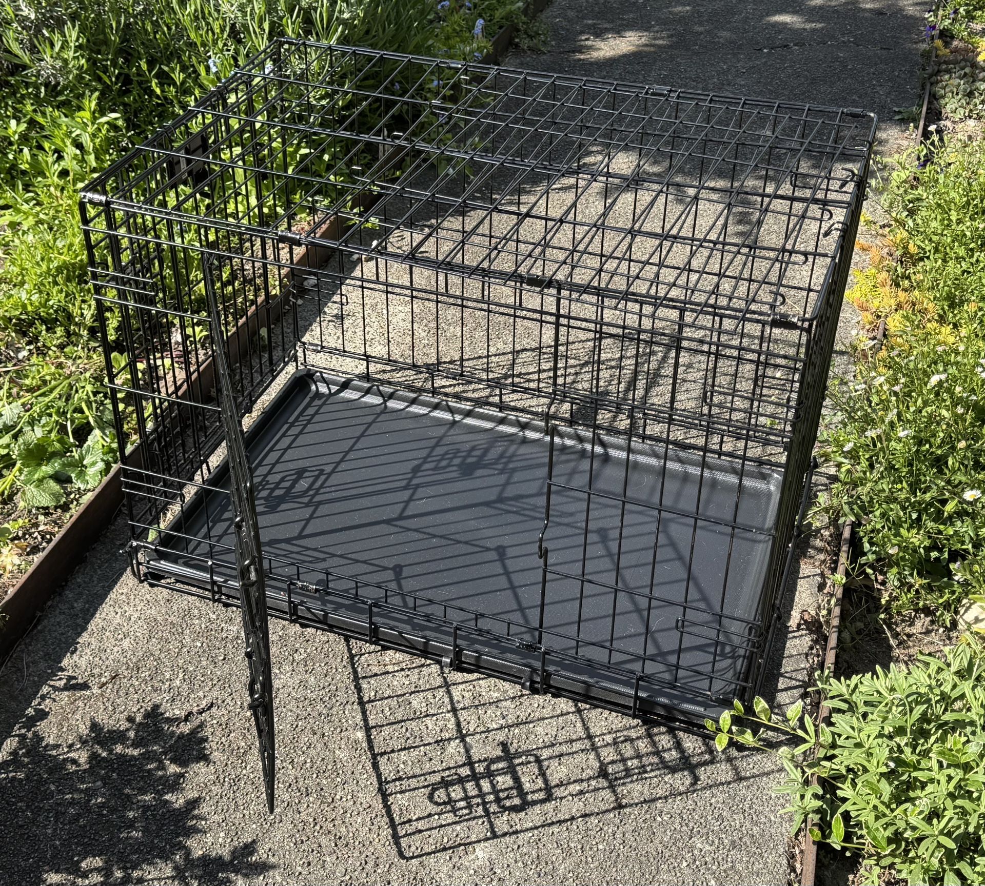 30”x19”x21” Dog Crate