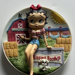 Betty Boop “Kissing Booth” Plate