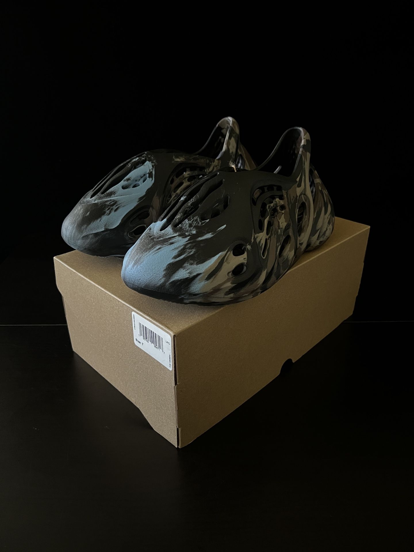 ADIDAS YEEZY FOAM RUNNER MX CINDER OG / 10 MEN / BRAND NEW / NWT /  DEADSTOCK - coffeafoods.com