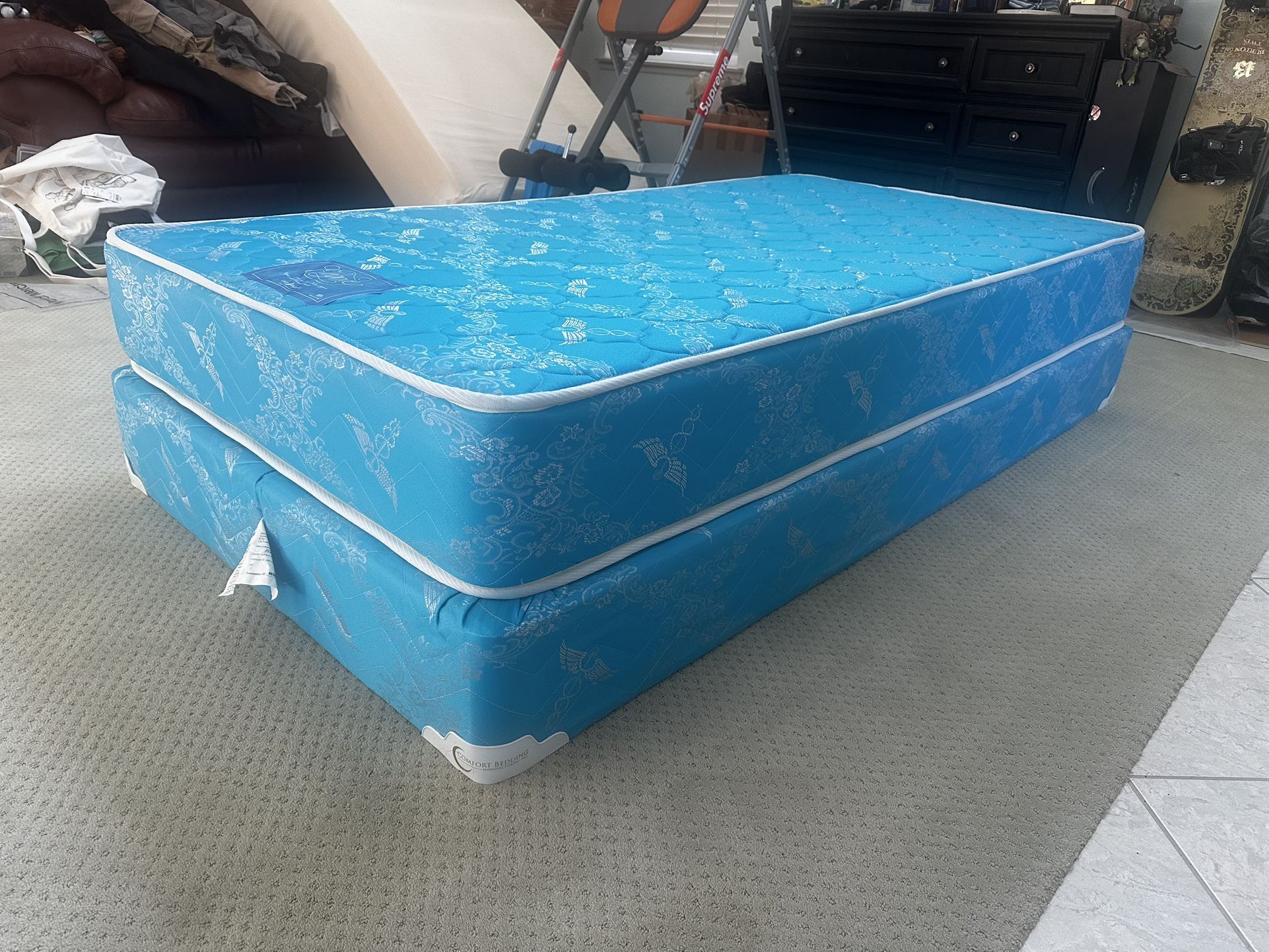 Twin size bed mattress with bed frame