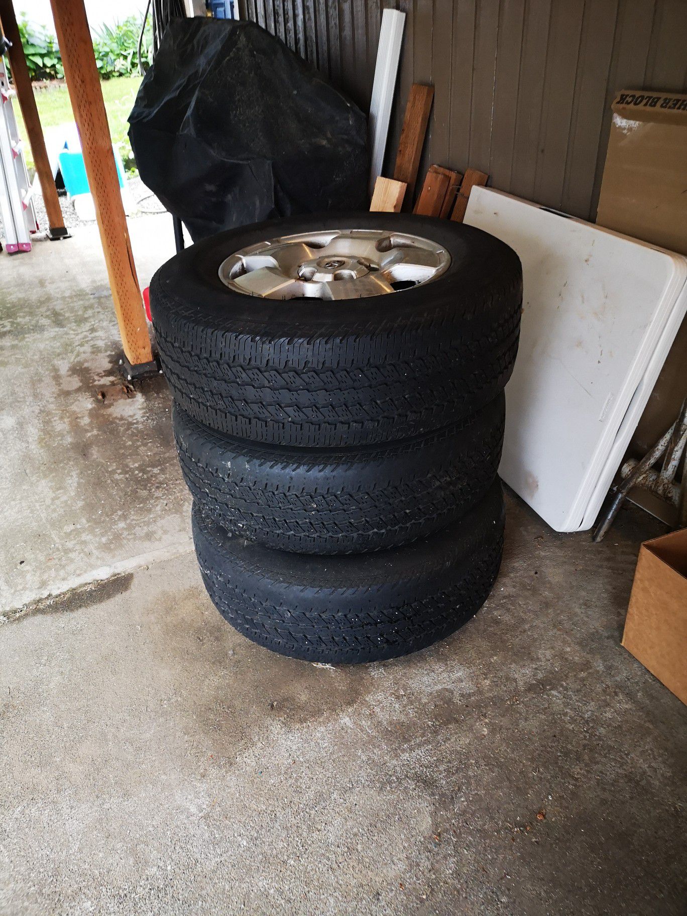 (3) 275/65 R18 tires tundra