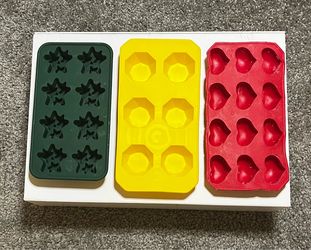 Molds (craft)