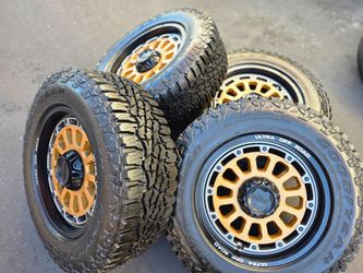 Wheels 20 6 lugs universal  truck Tires Goodyear