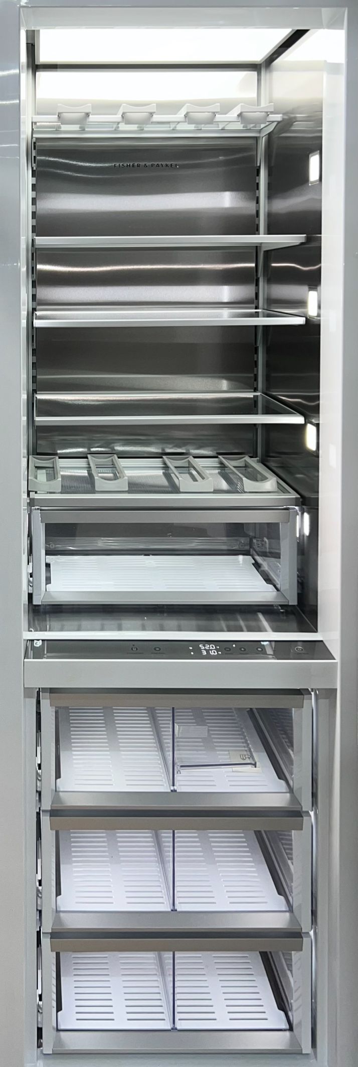 FISHER & PAYKEL Refrigerator RS2484SRHK1 02294 .