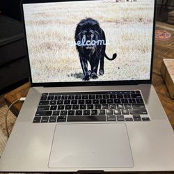 2019 Macbook Pro 16” - i7 2.6GH 6-Core
