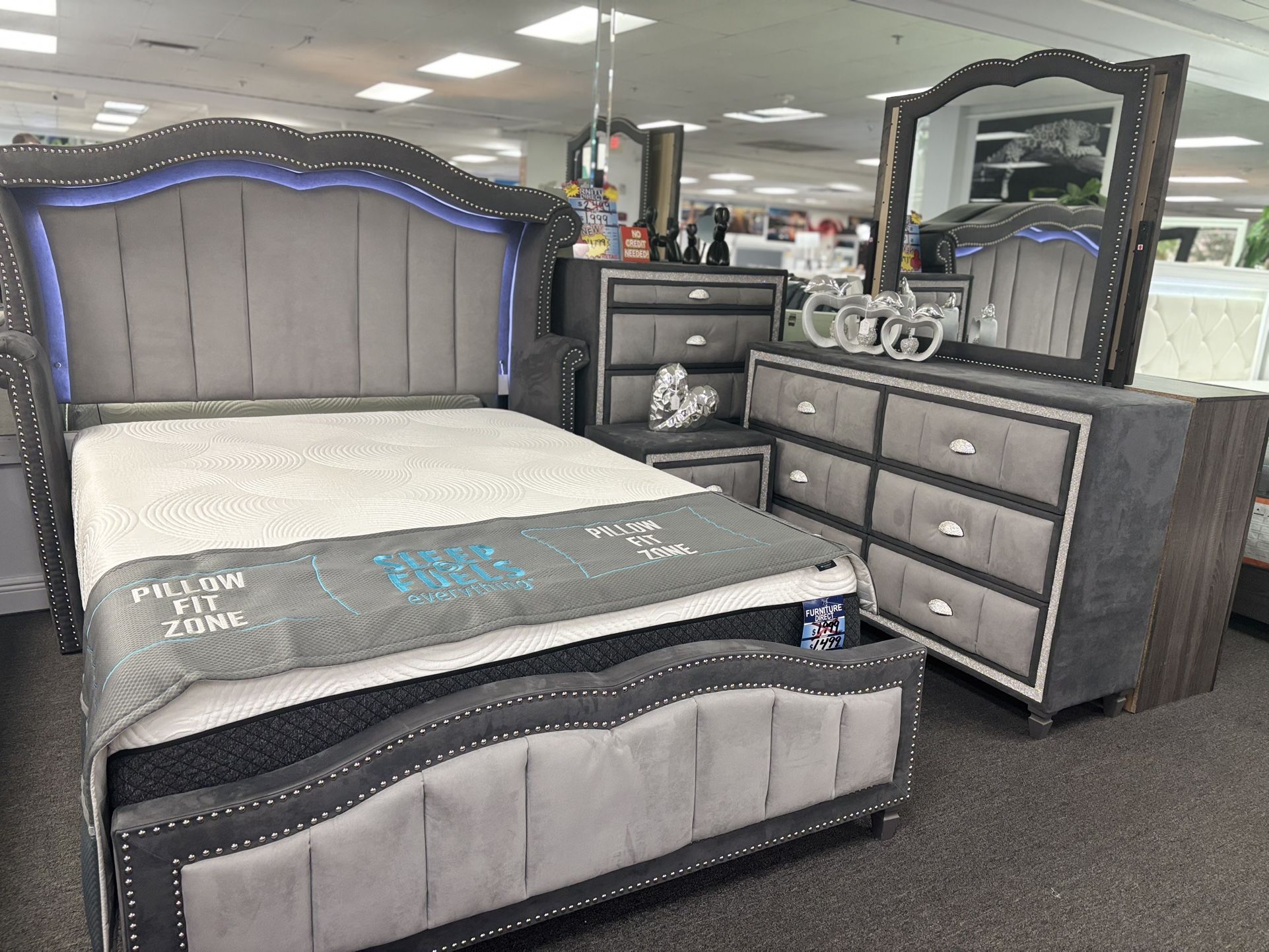 Gray 5pc Bedroom Set For Sale ( Free Mattress & Nightstand) New