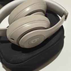 Beats Studio pro- Sandstone