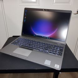 Dell Latitude 5511 15.6" 6-Core i7-10850H 2.7GHz 32GB 512GB GeForce Win11