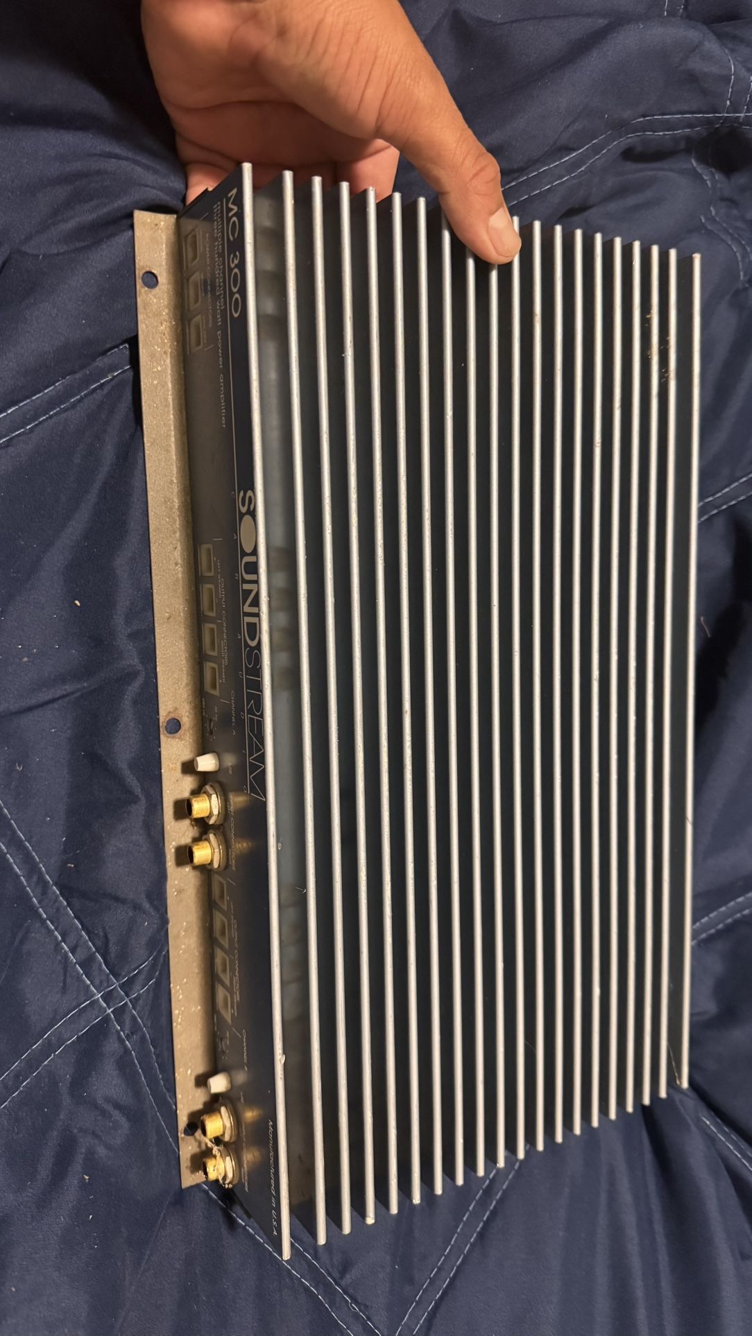 Amplifier Soundtream 