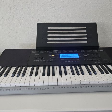 Awesome!!!SUPER SALE CASIO Electronic Piano Ctk-4400 Keyboard for