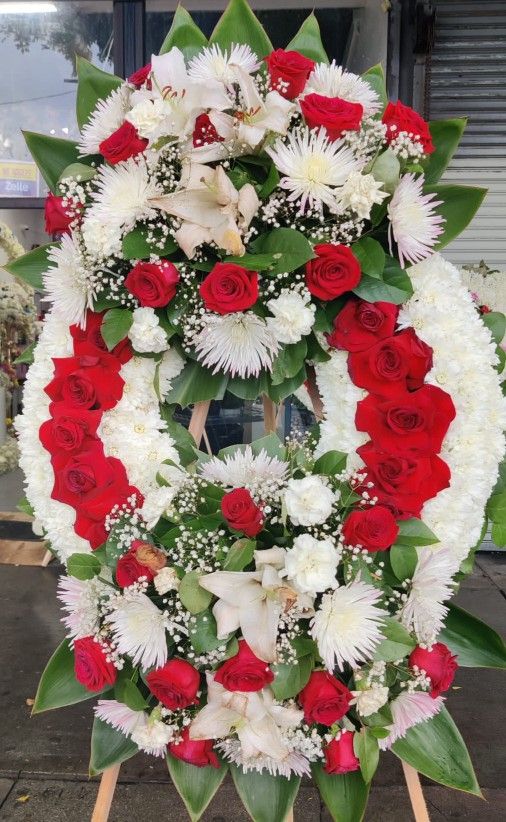 Corona Floral,corona De Flores , Arreglo Floral Para Funeral, Arreglo Floral Para Feretro,,flores, Arreglo,funeraria, Funeral Flores