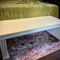 Closet / Bed Bench