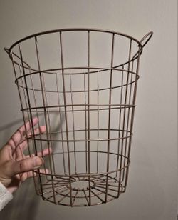 Small Gabage Basket