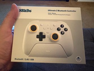 8bitDo Ultimate 2 Bluetooth Wireless Controller for Switch 2. Amazing Condition.