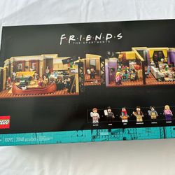 Lego #10292 Friends Apartment NIB