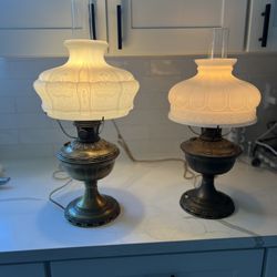 Aladdin Hurricane Lamps W/ Chimney And Shades