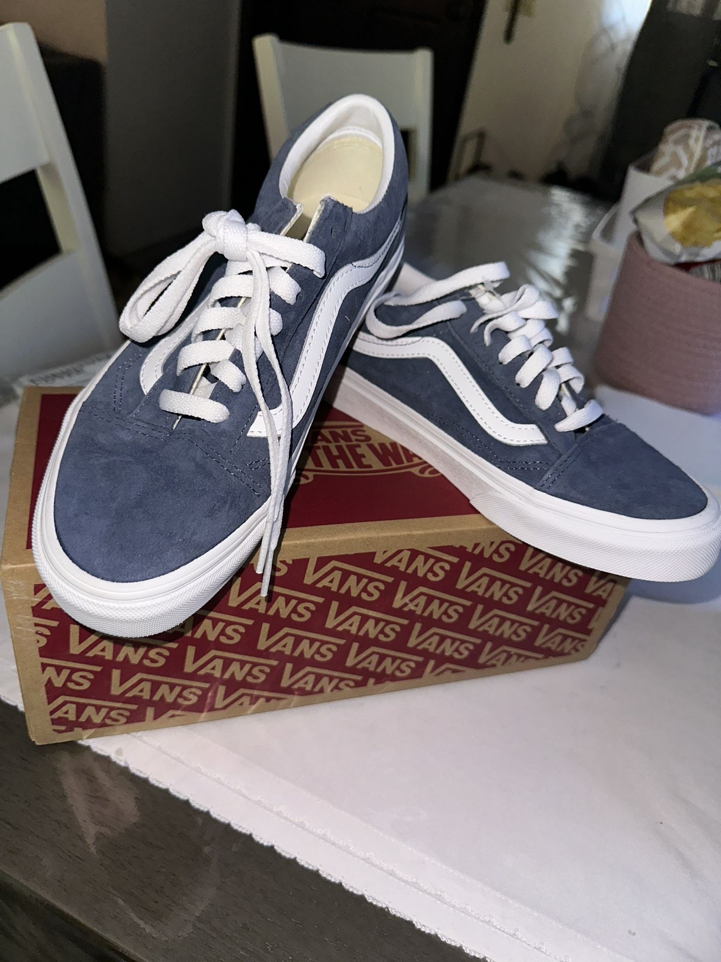 Shoes (vans)