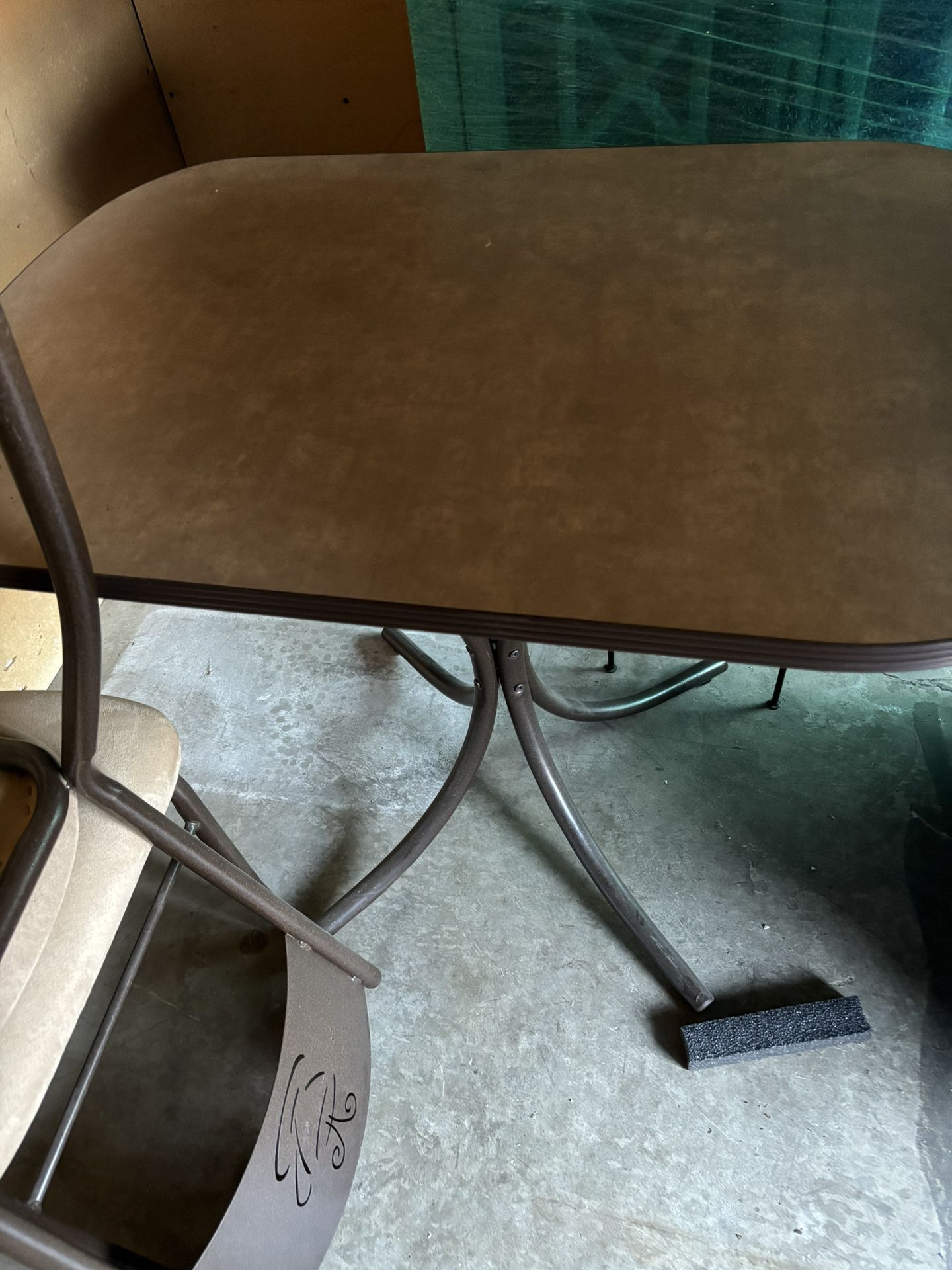 Bistro Table 