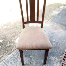 PERFECT SIZE WOODEN CHAIR!!!!