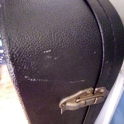 Fender Classical/Folk Guitar Multi-Fit Hardshell Case Black Model #0(contact info removed)06