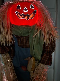 Light-Up Pumpkin Scarecrow Halloween Decoration
