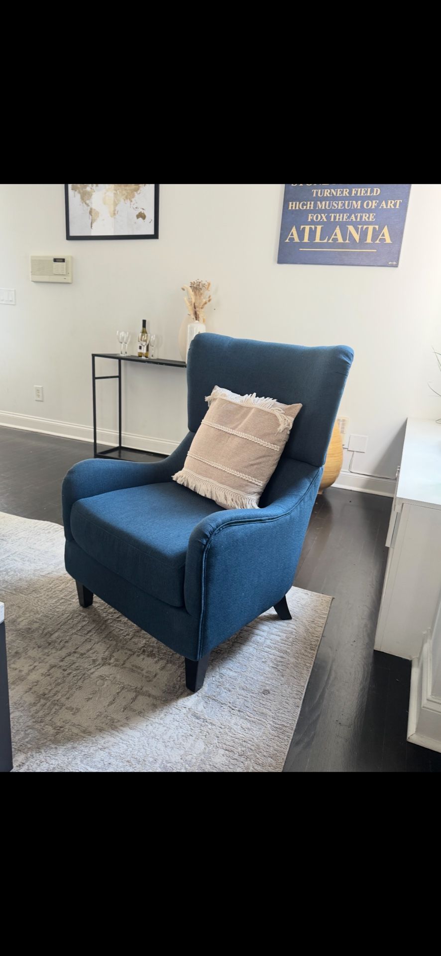 Selling Blue Chair (2)60$ Each