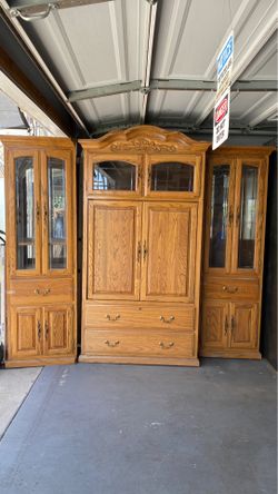 Wood entertainment center
