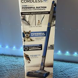 Shark  Cordless Pet  Pro Vacuum 