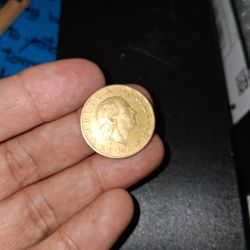 1978 Italian 200 Lire coin, which is a collectible item.
Material: It is made of Aluminum Bronze.