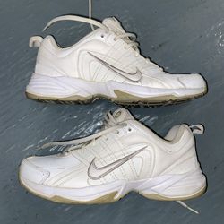 Size 7 - Nike T-Lite VIII Low White W