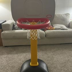 Little Tikes TotSports Basketball Hoop New